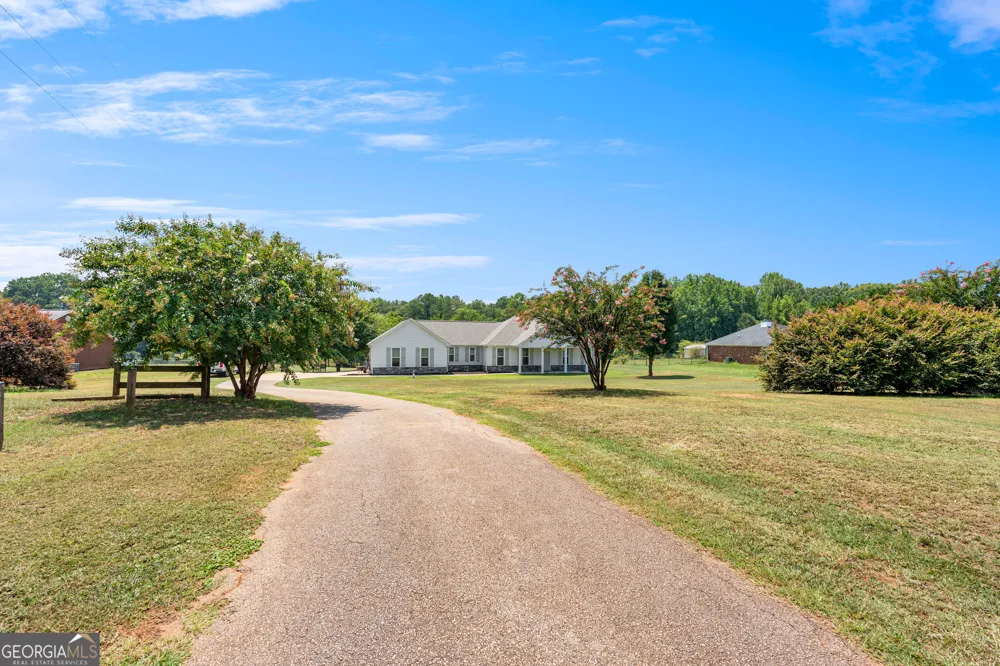 293 High Falls RD Jackson, GA 30233