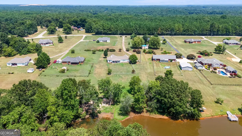 293 High Falls RD Jackson, GA 30233