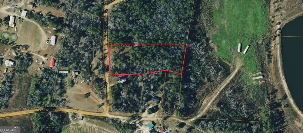 199 Eastman Paulk RD Ambrose, GA 31512