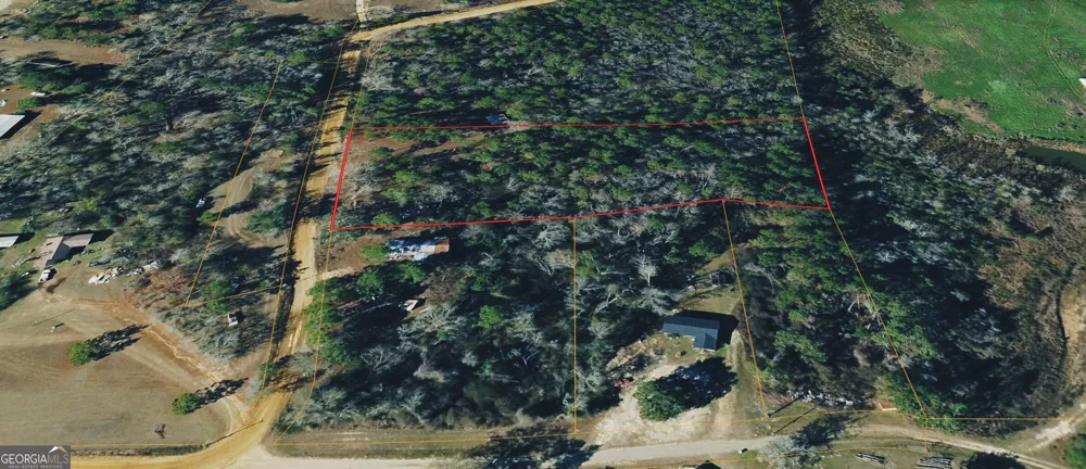 199 Eastman Paulk RD Ambrose, GA 31512