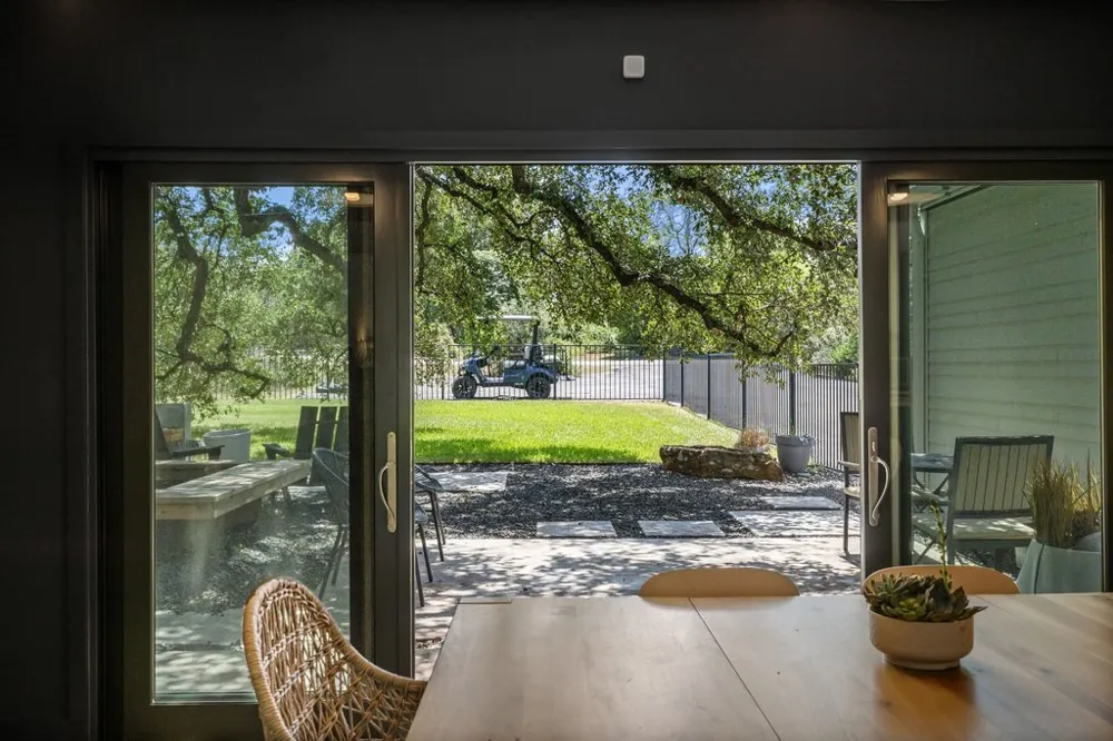 808 Vanguard Street Lakeway, TX 78734