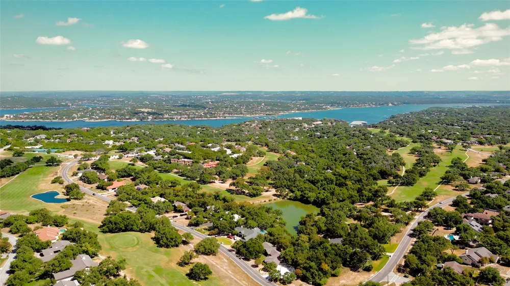 808 Vanguard Street Lakeway, TX 78734