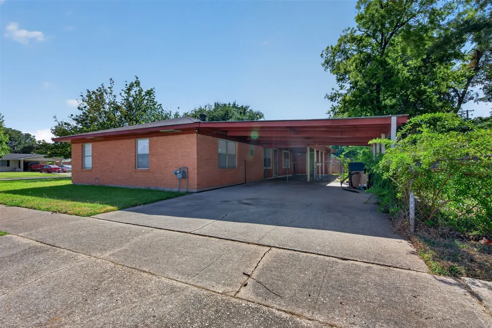 2425 Waverly Bossier City, LA 71111