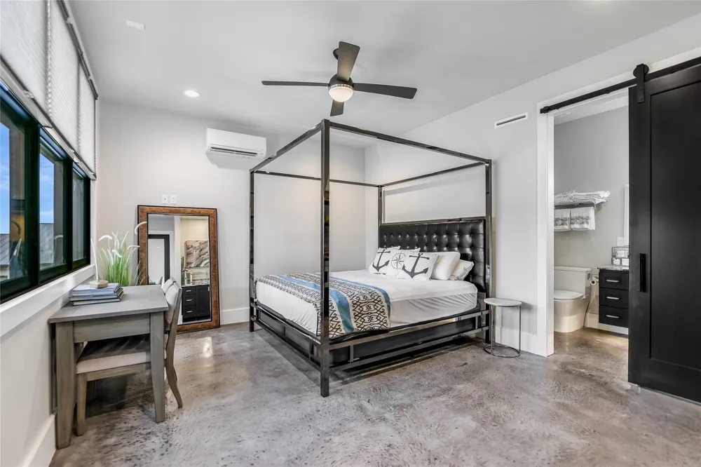 101 Shadow Mtn Horseshoe Bay, TX 78657