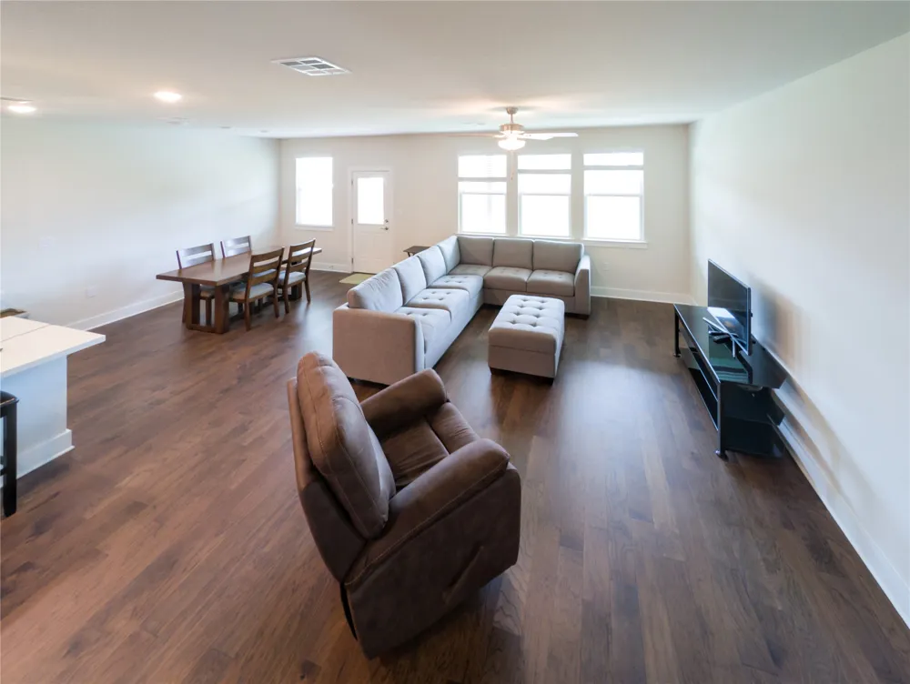 2013 Purple Martin Drive Pflugerville, TX 78660
