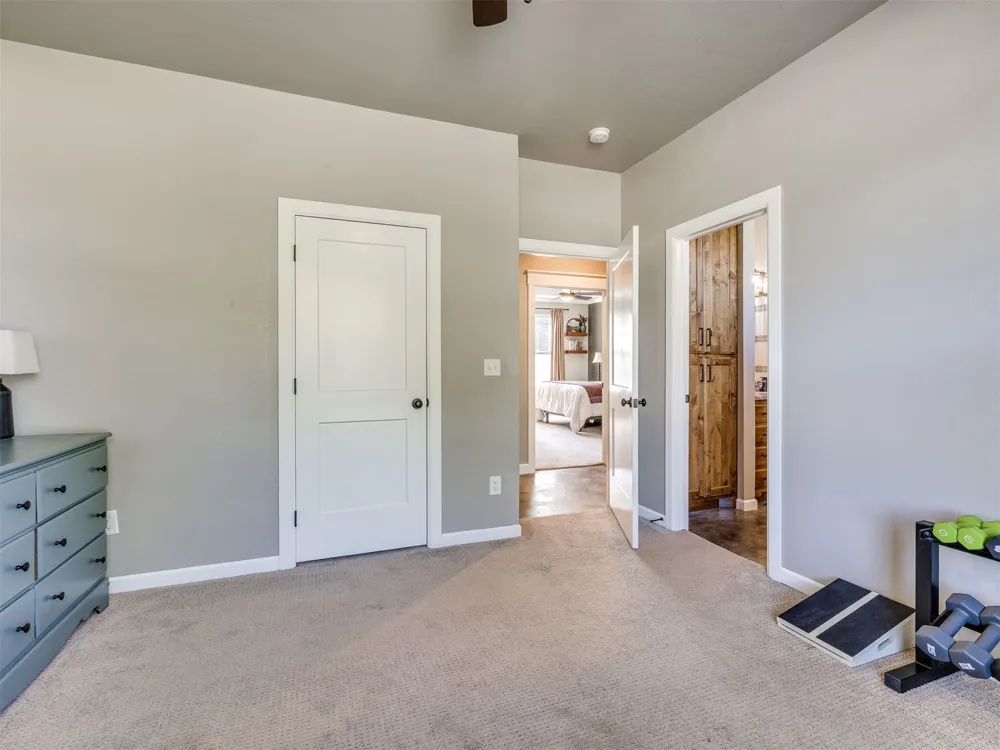 6713 S 119th West Avenue Sapulpa, OK 74066