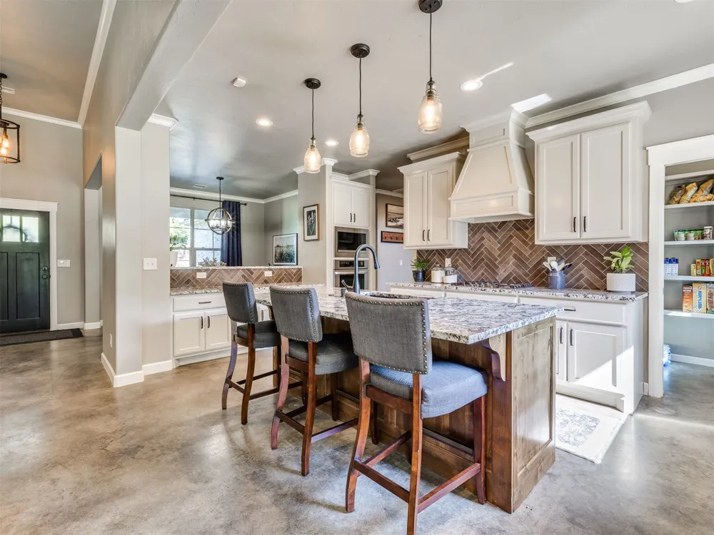 6713 S 119th West Avenue Sapulpa, OK 74066