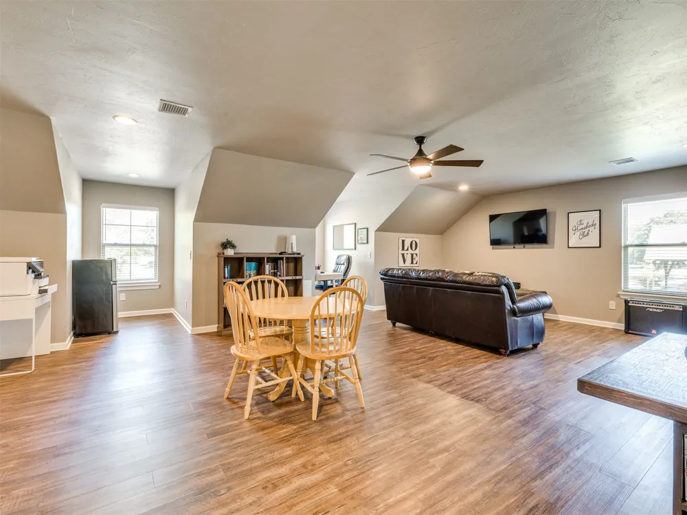 6713 S 119th West Avenue Sapulpa, OK 74066