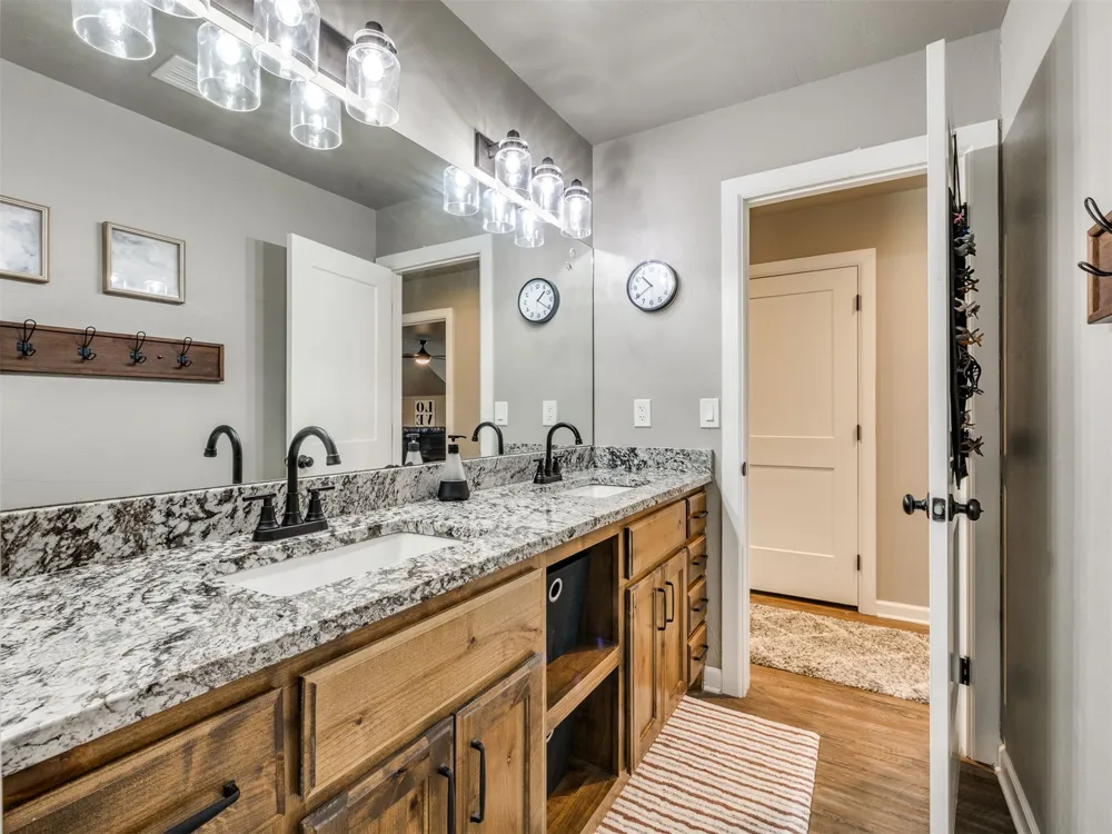 6713 S 119th West Avenue Sapulpa, OK 74066