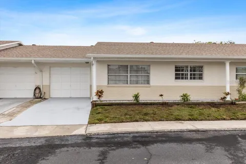 5320 BUTTONWOOD DRIVE #5320