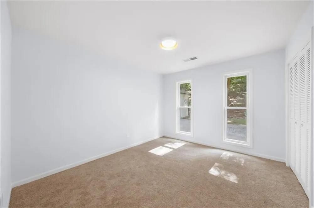9570 Hillside Drive Roswell, GA 30076