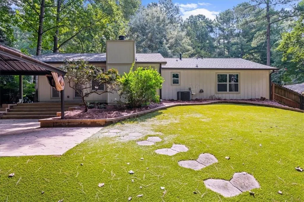 9570 Hillside Drive Roswell, GA 30076