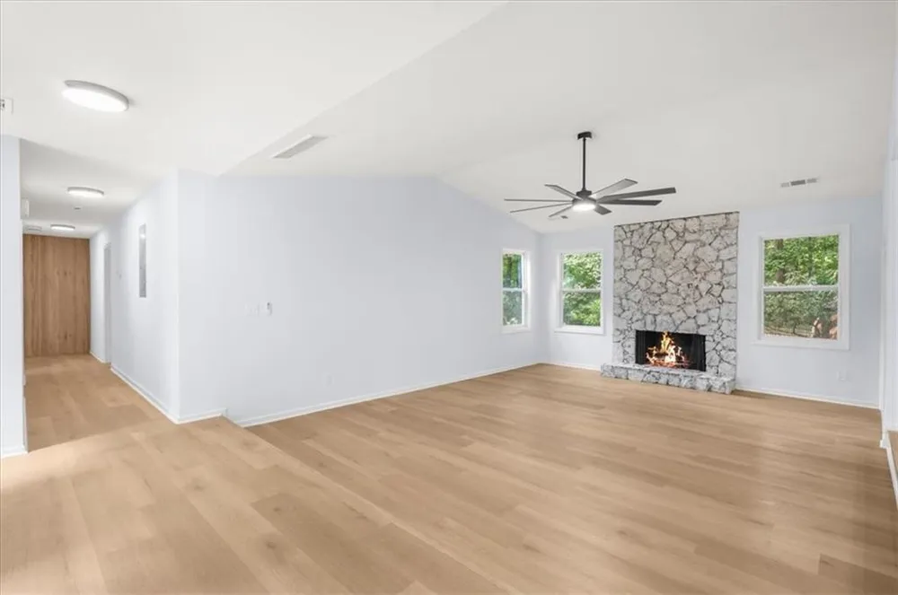 9570 Hillside Drive Roswell, GA 30076