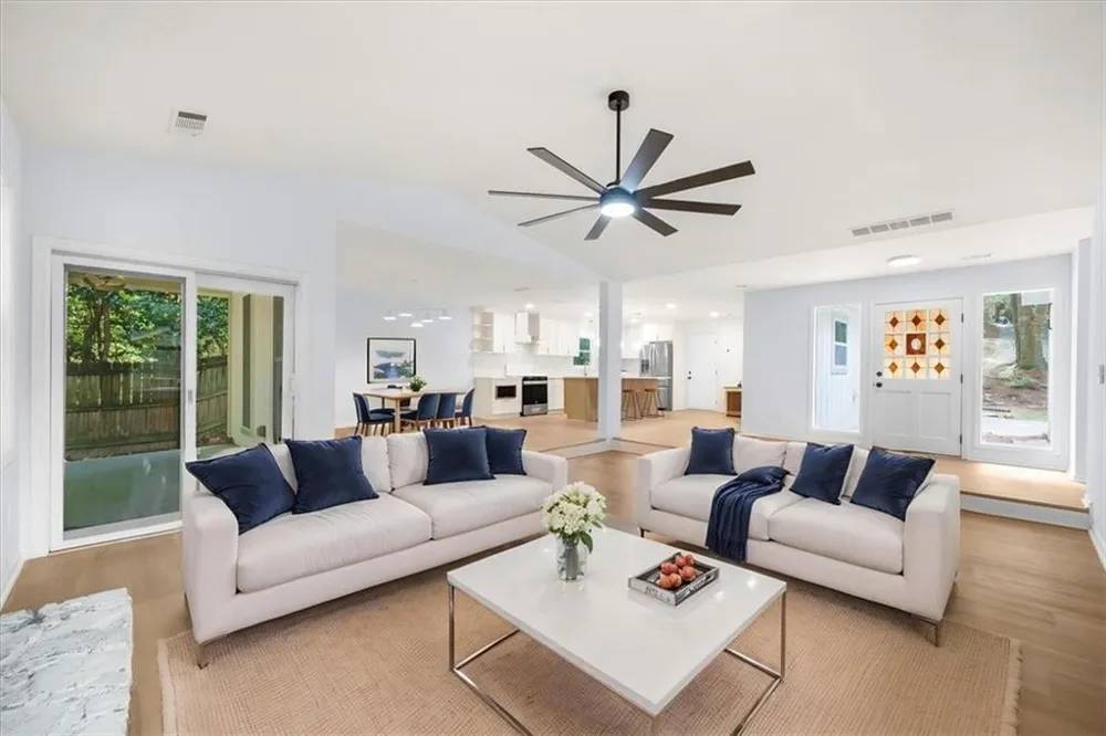 9570 Hillside Drive Roswell, GA 30076