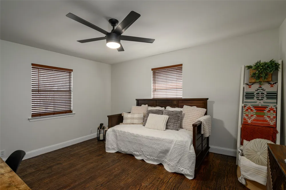 840 Fm 3133 Van Alstyne, TX 75495