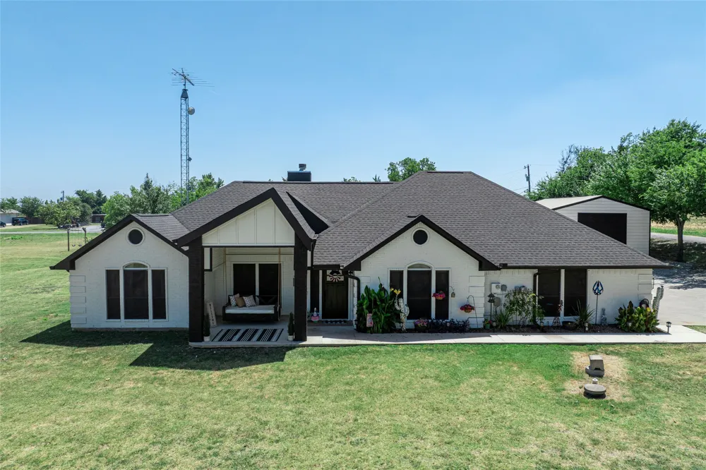 840 Fm 3133 Van Alstyne, TX 75495