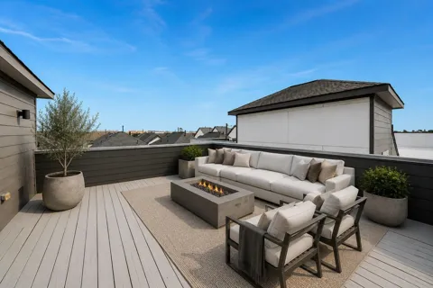 1628 W 24th Street