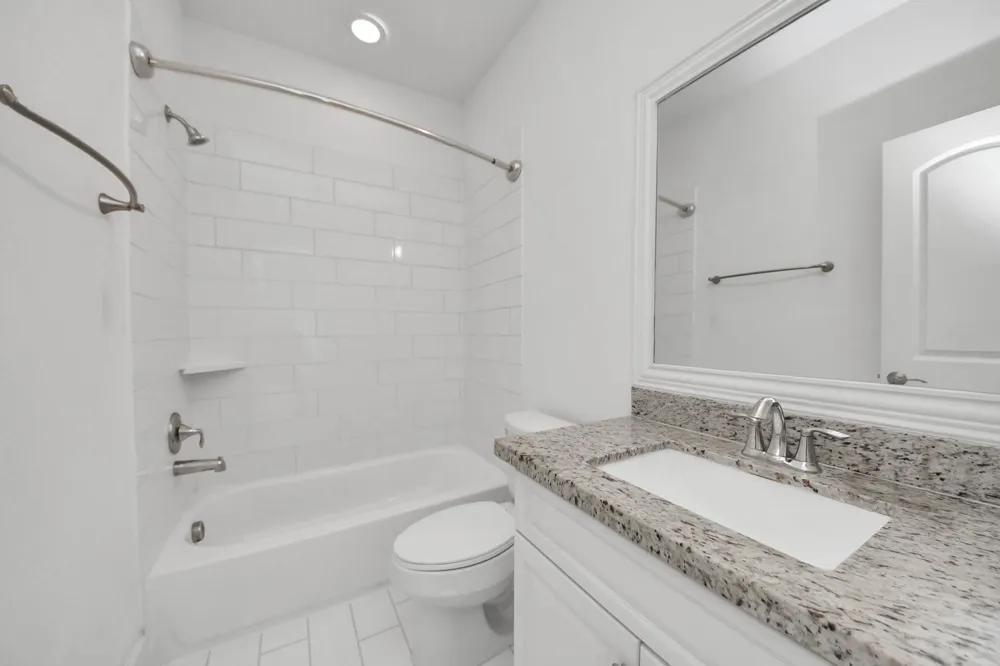 1628 W 24th Street Houston, TX 77008