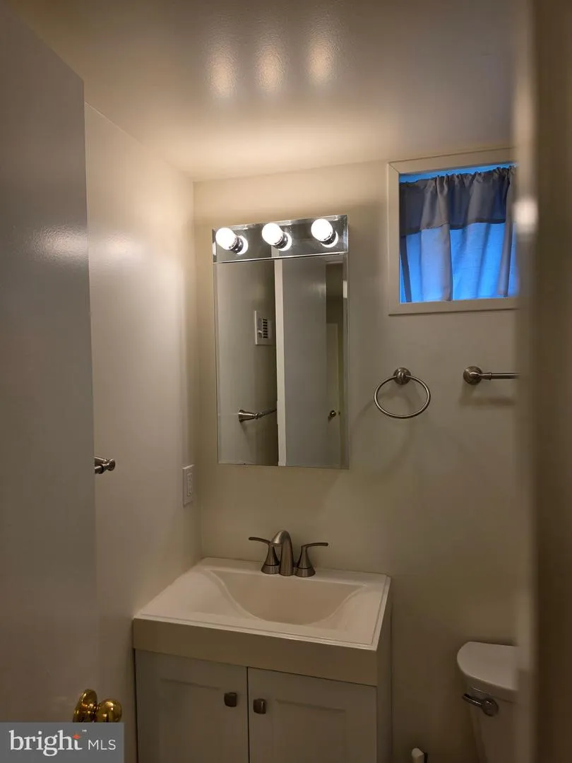 4700 RED FOX ROAD Rockville, MD 20852