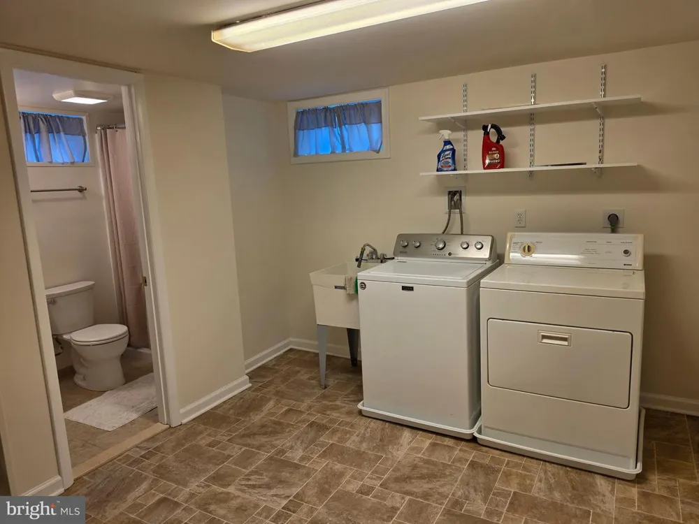 4700 RED FOX ROAD Rockville, MD 20852