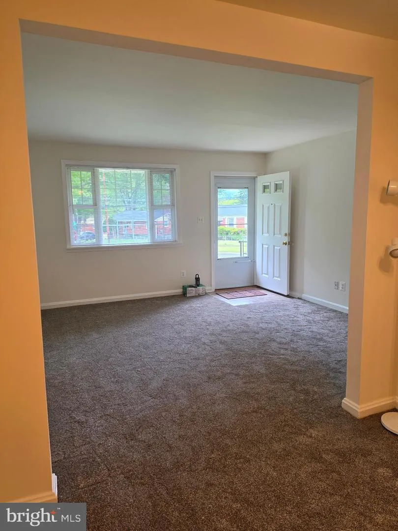 4700 RED FOX ROAD Rockville, MD 20852