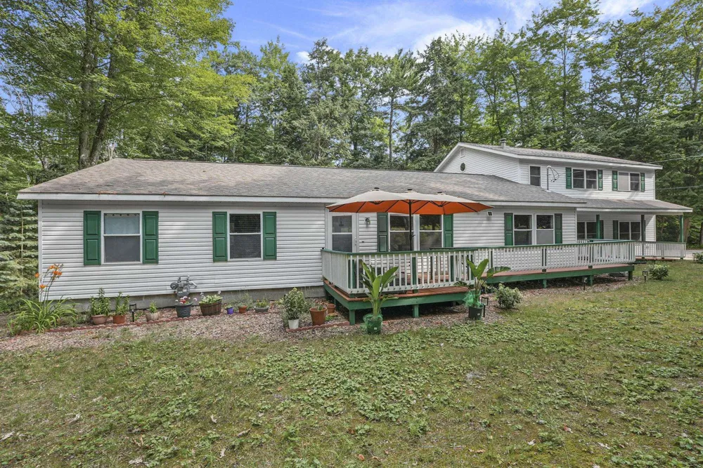 13057 Cherrywood Court Leelanau Township, MI 49670