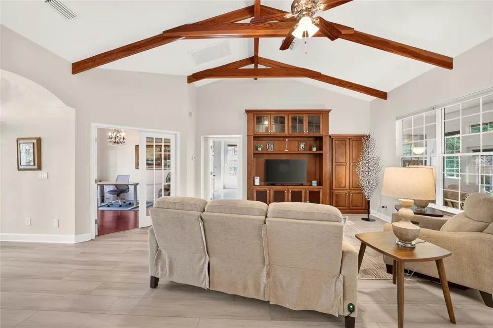 914 SE 43RD STREET ocala, FL 34480