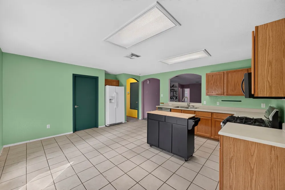 108 Remington Drive Kyle, TX 78640