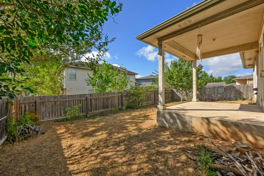 108 Remington Drive Kyle, TX 78640