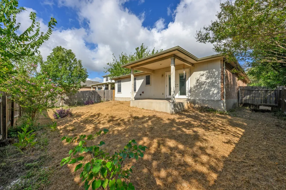108 Remington Drive Kyle, TX 78640
