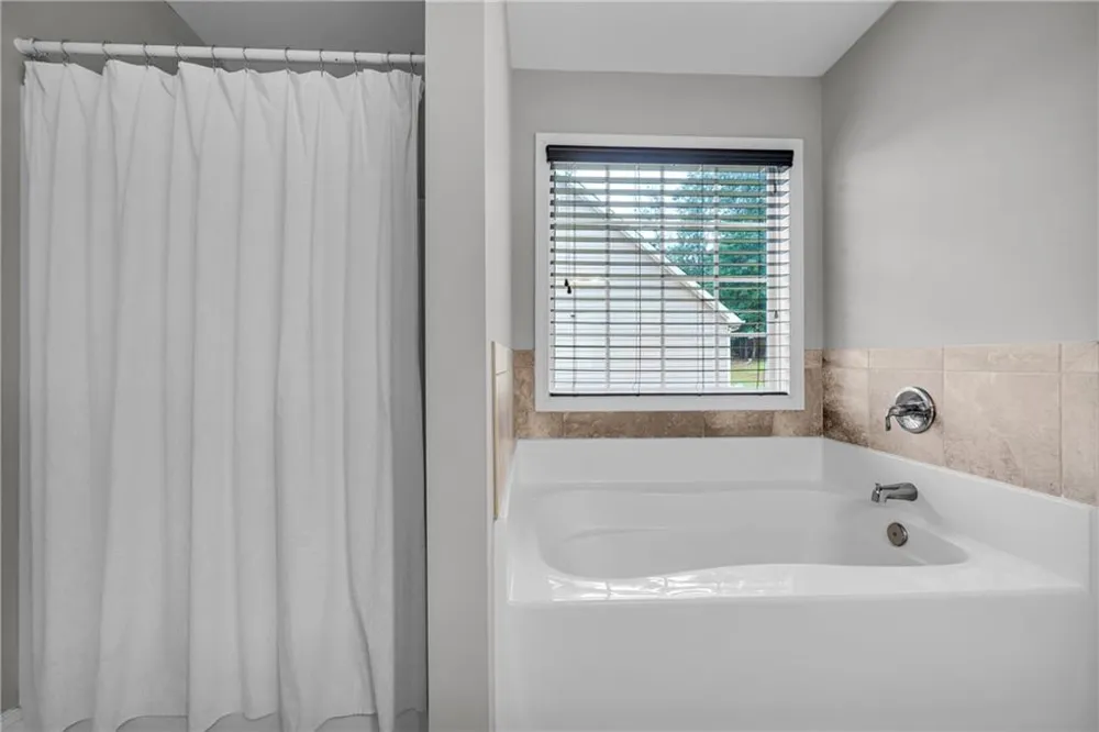 388 Belmont Park Drive Commerce, GA 30529