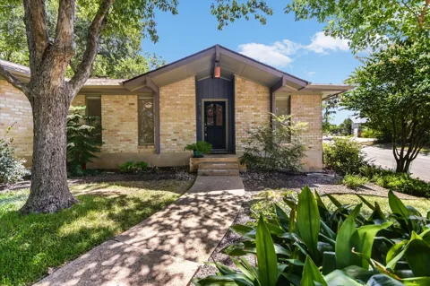 7901 Havenwood Drive