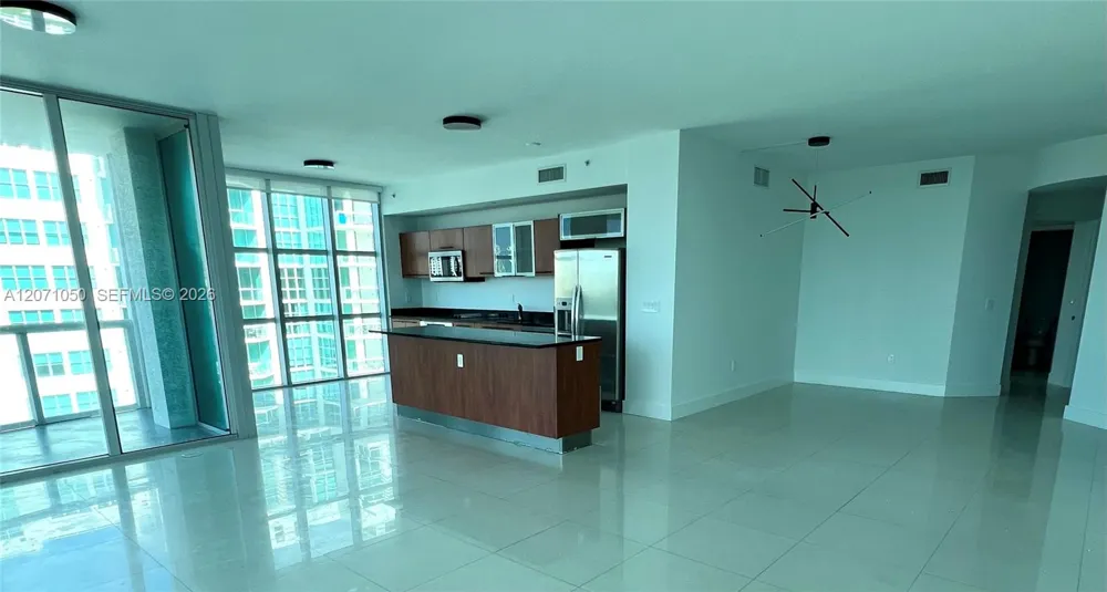 3131 NE 188th St  #1-801 Aventura, FL 33180