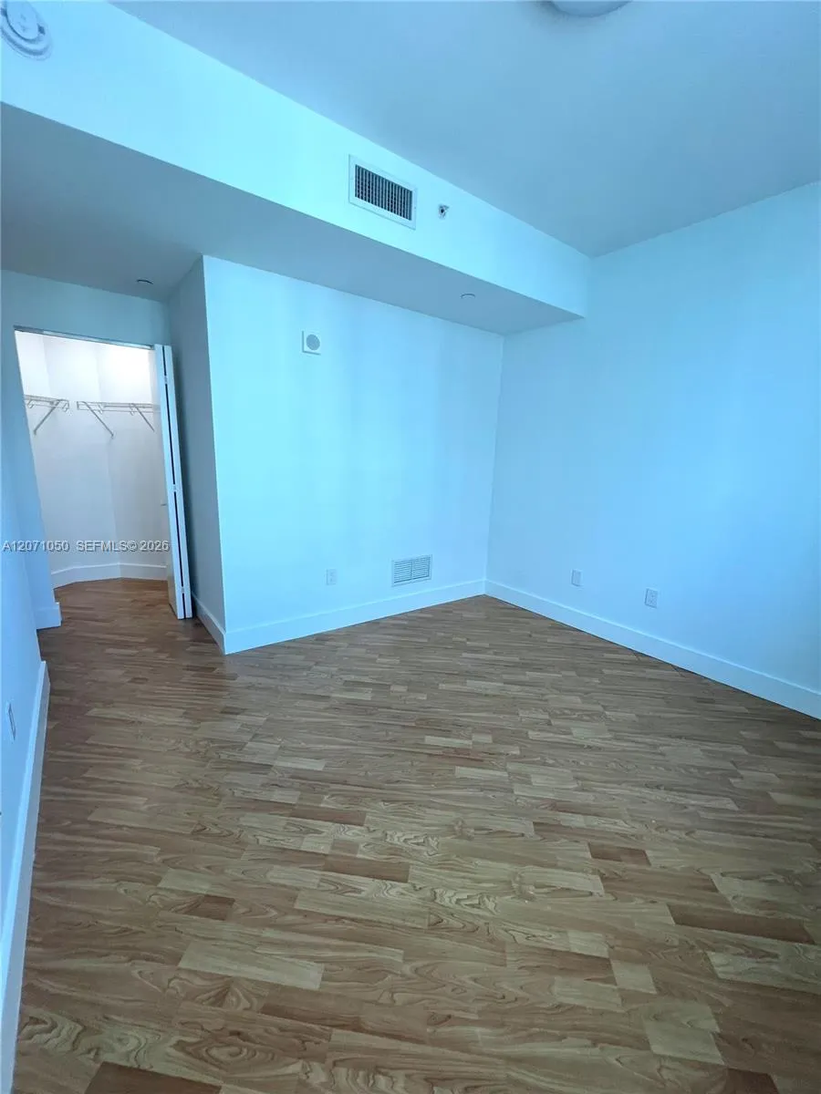 3131 NE 188th St  #1-801 Aventura, FL 33180