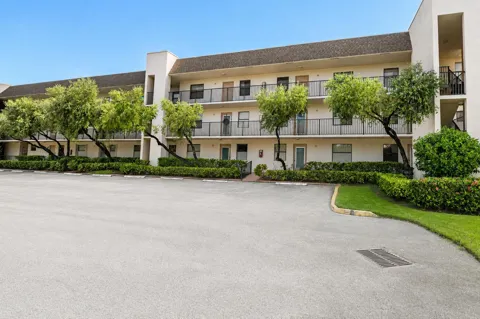 2941 NOB HILL ROAD #112