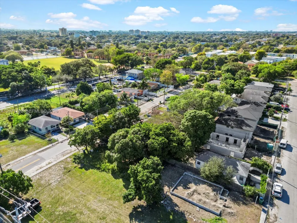 1829 NW 62nd Ter Miami, FL 33147