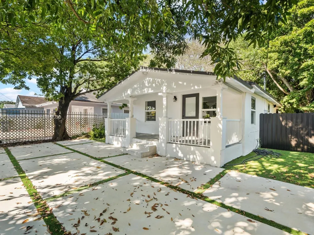 1829 NW 62nd Ter Miami, FL 33147