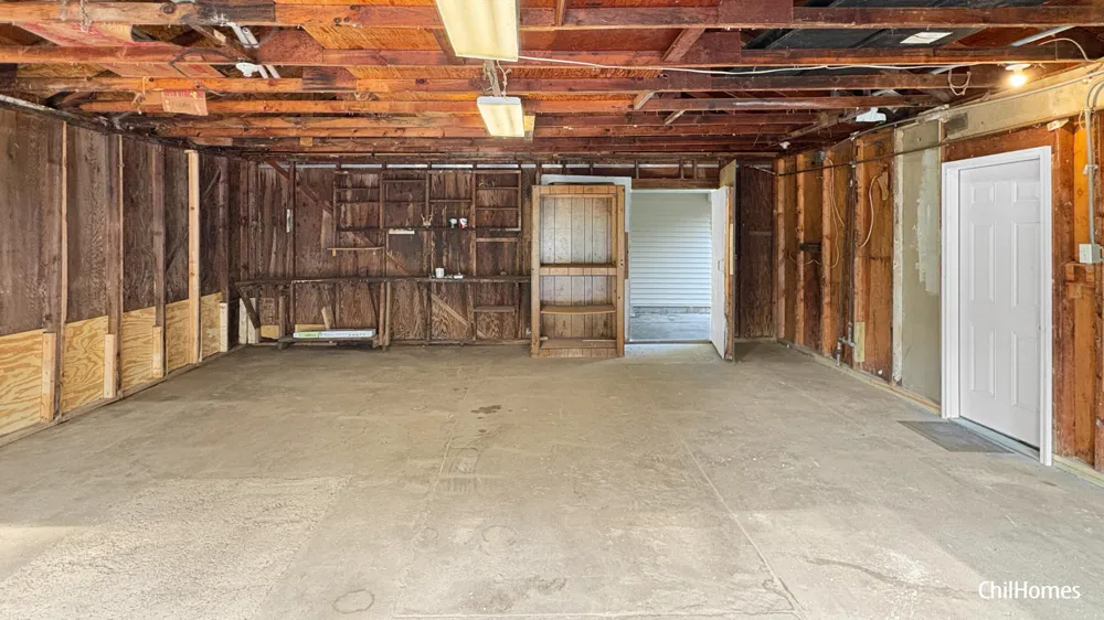 716 Root Street Belding City, MI 48809