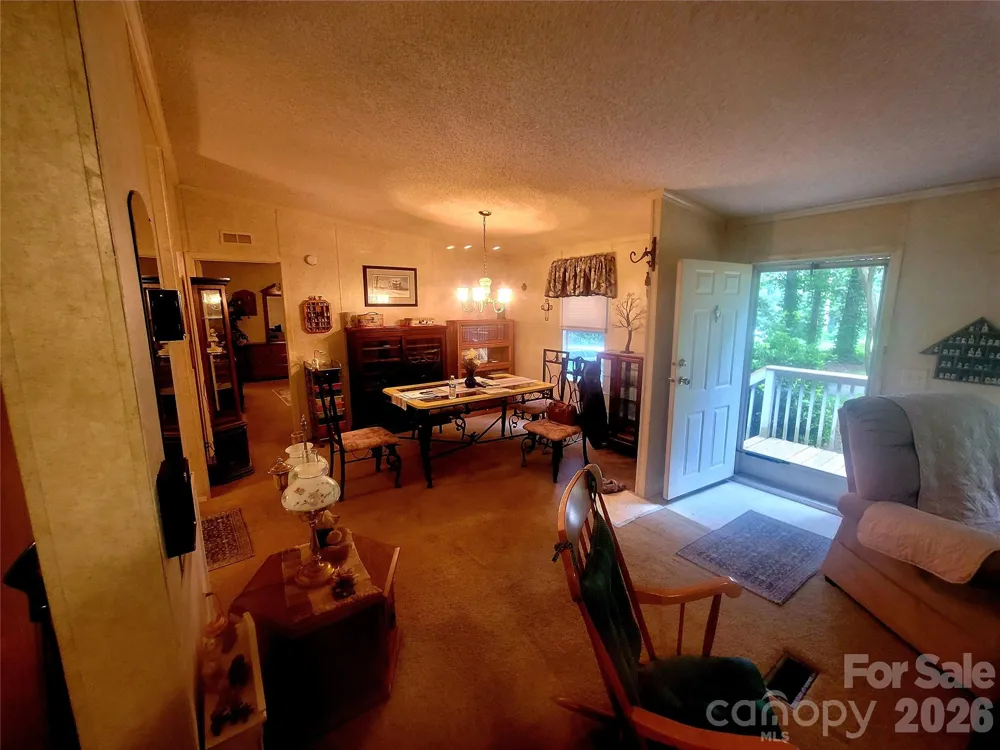 121 Sylvan Drive Statesville, NC 28677