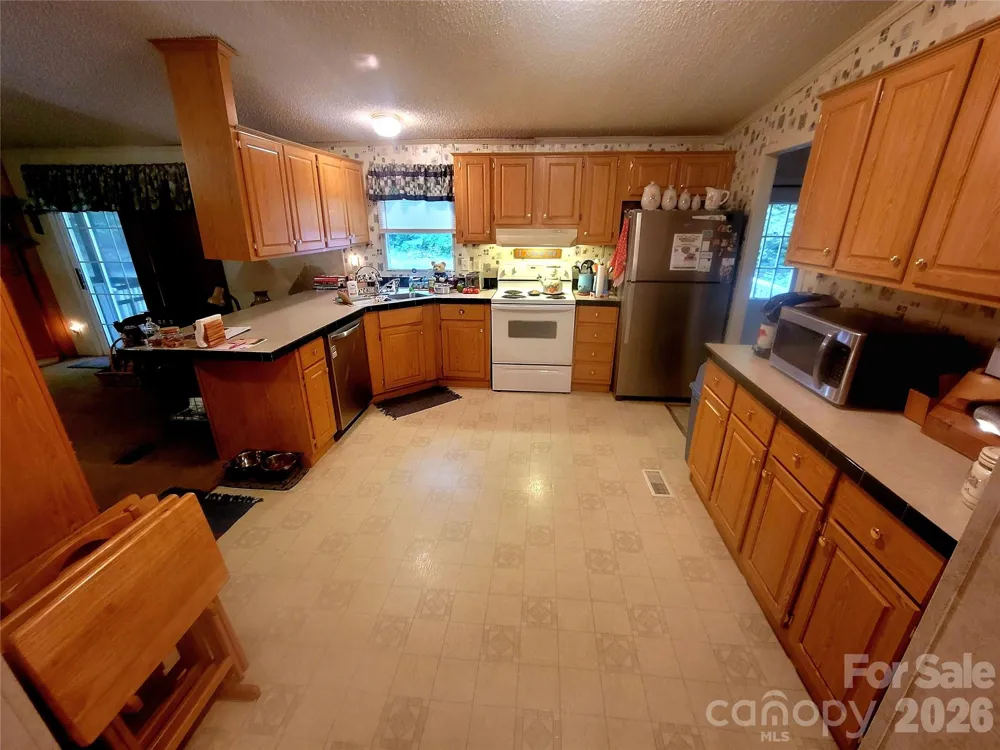 121 Sylvan Drive Statesville, NC 28677