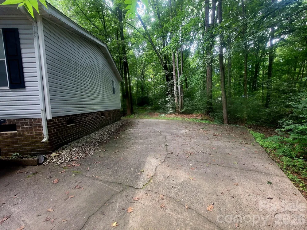 121 Sylvan Drive Statesville, NC 28677