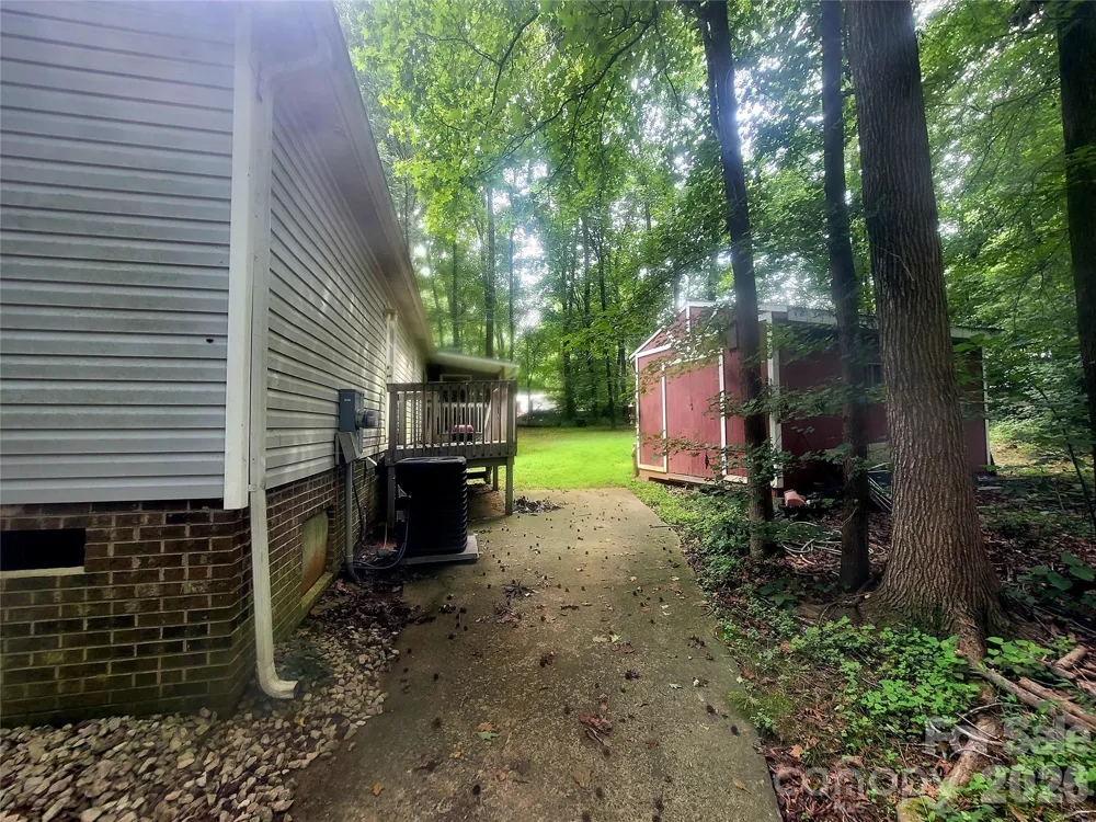 121 Sylvan Drive Statesville, NC 28677