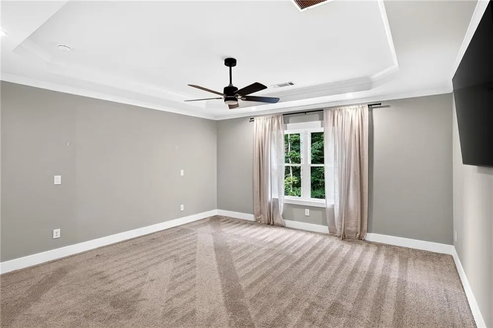727 Old Collins Road Hoschton, GA 30548