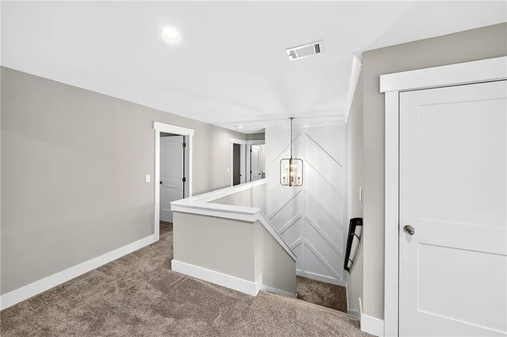 727 Old Collins Road Hoschton, GA 30548
