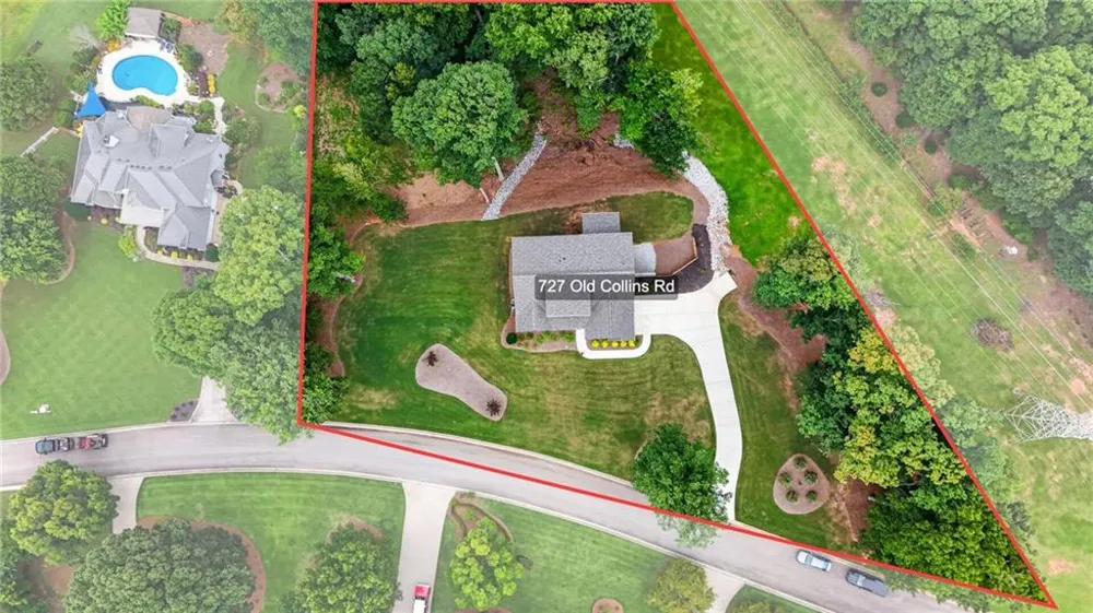 727 Old Collins Road Hoschton, GA 30548