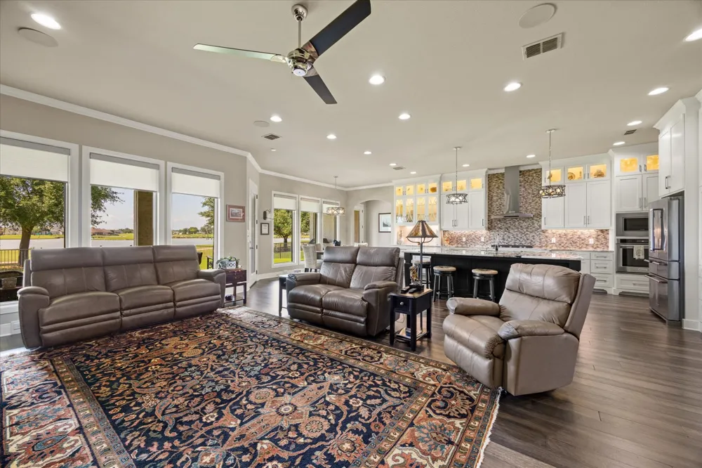 2603 Waters Edge Drive Granbury, TX 76048