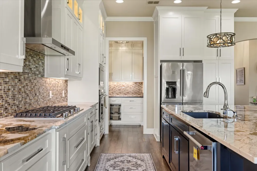 2603 Waters Edge Drive Granbury, TX 76048