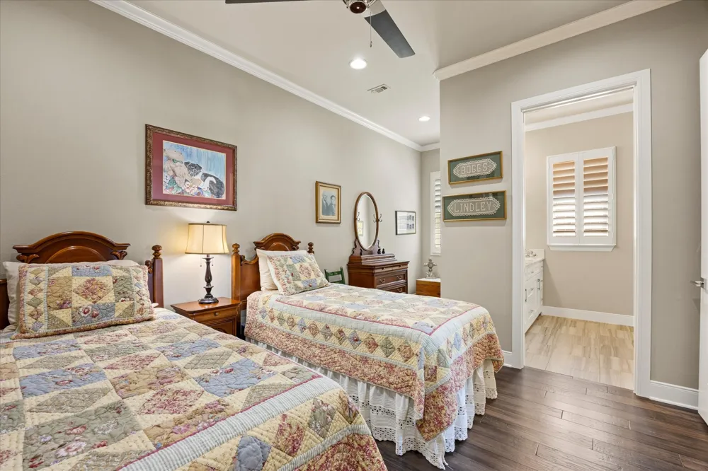 2603 Waters Edge Drive Granbury, TX 76048