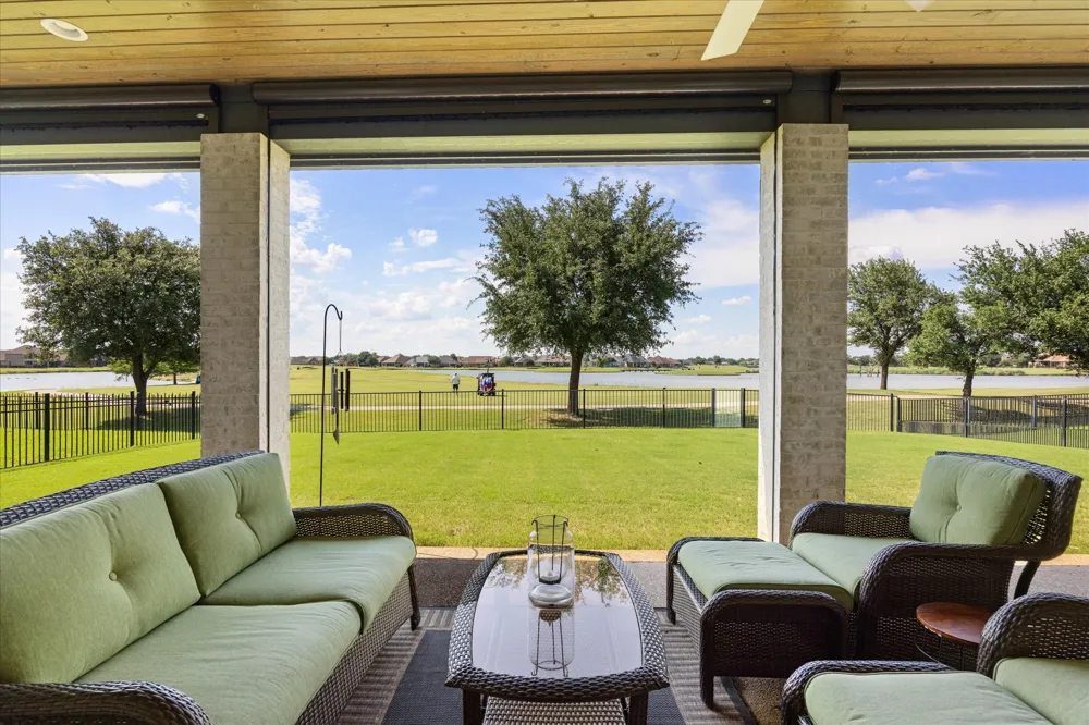 2603 Waters Edge Drive Granbury, TX 76048