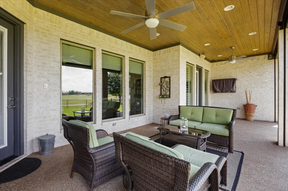 2603 Waters Edge Drive Granbury, TX 76048
